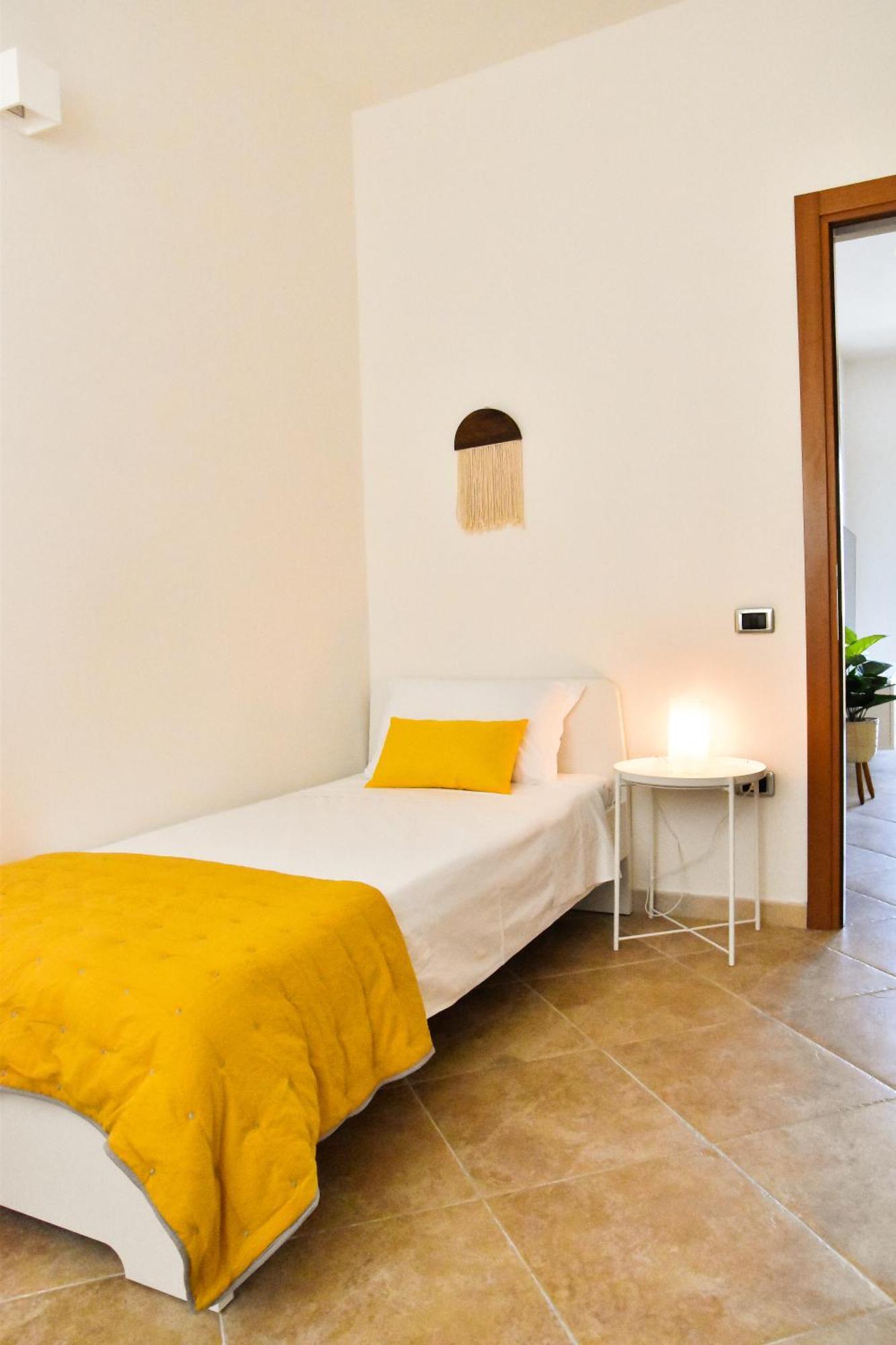 Sunshine Apartment - Appartamento Vicino Al Mare, Cagliari, Sardinia Exterior photo